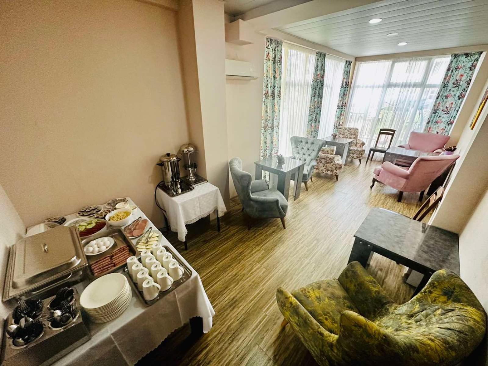 Hotel Crown Ureki Εξωτερικό φωτογραφία